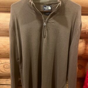 The North Face Wool Blend Mens Large 1/4 zip pullover